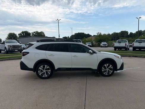 Used 2022 Subaru Outback Limited XT AWD/4WD image 6