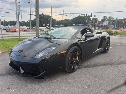 Used 2014 Lamborghini Gallardo LP 550-2 RWD image 2