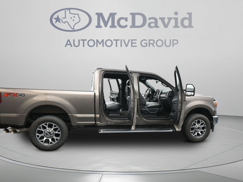 Used 2022 Ford F250 Lariat w/ Lariat Value Package AWD/4WD image 40