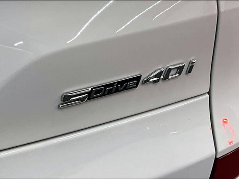 Used 2023 BMW X5 sDrive40i w/ M Sport Package image 9