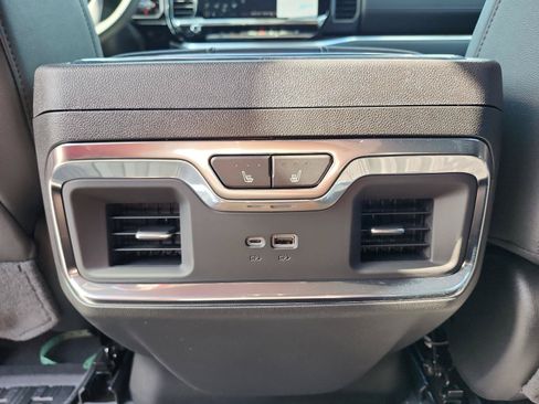 New 2026 GMC Sierra 1500 SLT w/ SLT Premium Plus Package AWD/4WD image 17