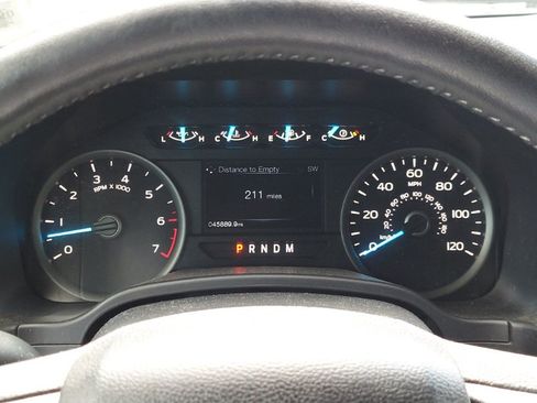 Used 2019 Ford F150 XLT w/ Equipment Group 302A Luxury AWD/4WD image 15