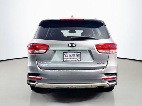 Used 2017 Kia Sorento SX AWD/4WD image 7
