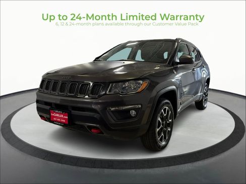 Used 2021 Jeep Compass Trailhawk AWD/4WD image 3