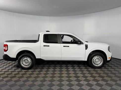 Used 2025 Ford Maverick XLT w/ Equipment Group 302A image 3