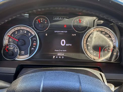 Used 2016 RAM 3500 Laramie image 24