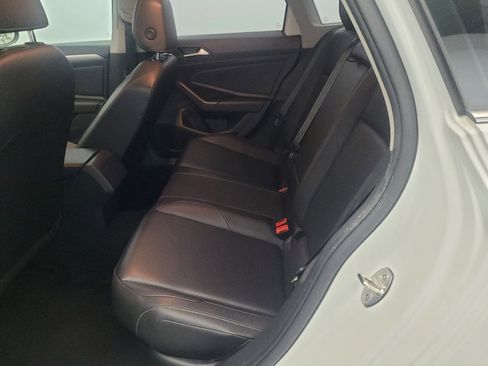 Used 2019 Volkswagen Jetta SE FWD image 18