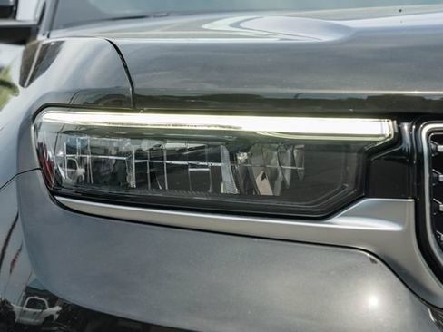 Used 2023 Jeep Grand Cherokee L Summit w/ Advanced Protech Group IV AWD/4WD image 20