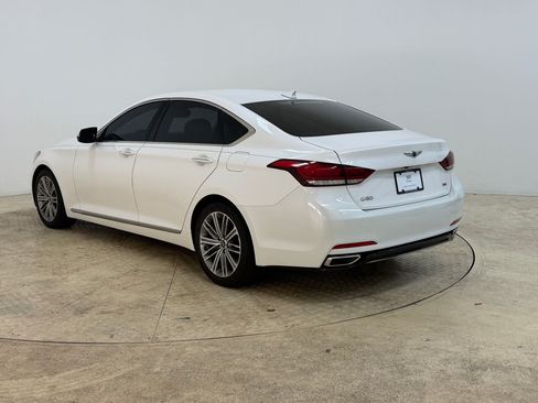 Used 2020 Genesis G80 3.8 RWD image 3