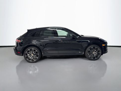 New 2026 Porsche Macan AWD/4WD image 8