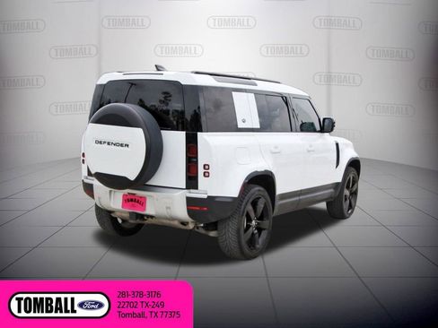 Used 2024 Land Rover Defender 110 S AWD/4WD image 7