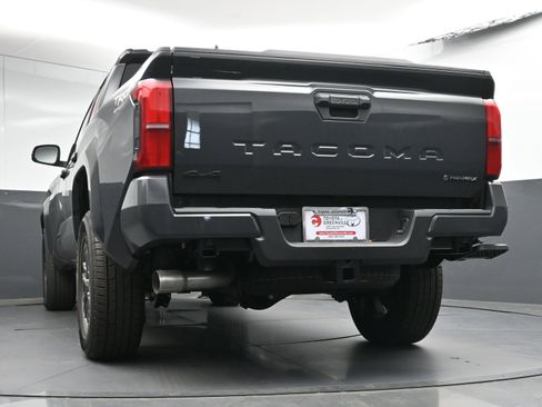 New 2025 Toyota Tacoma TRD Sport image 24