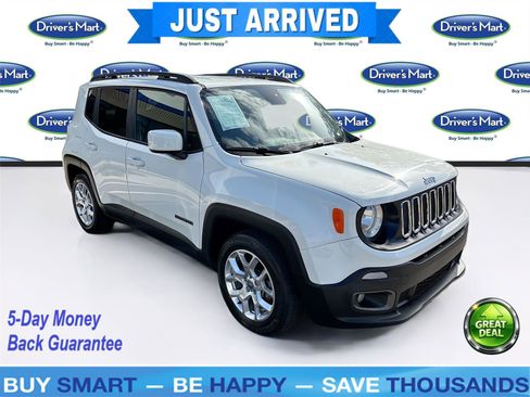 Used 2018 Jeep Renegade Latitude image 1