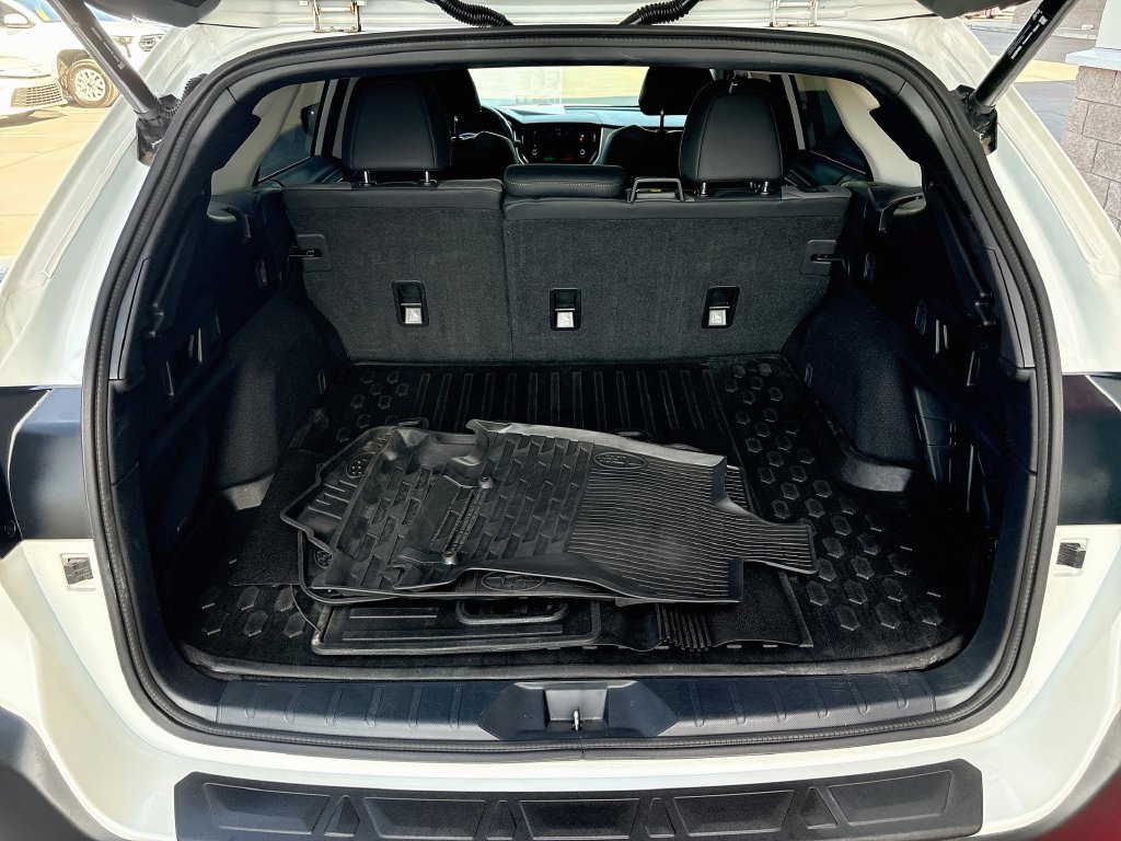 Used 2025 Subaru Outback Onyx Edition XT AWD/4WD image 28