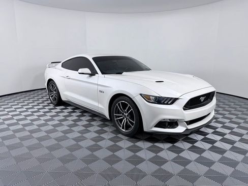 Used 2017 Ford Mustang GT Premium image 2