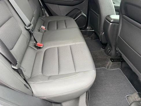 Certified 2023 Chevrolet TrailBlazer RS w/ Convenience Package AWD/4WD image 13