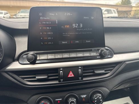 Used 2020 Kia Forte Sedan FWD image 21