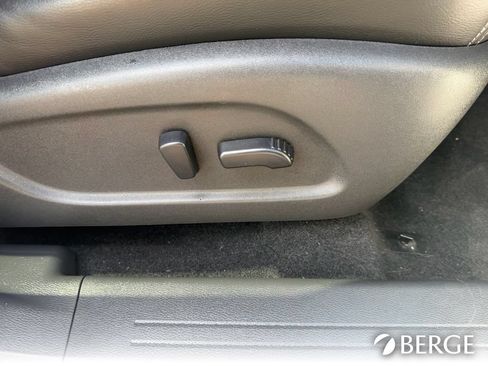 Used 2016 Nissan Murano Platinum w/ Platinum Technology Package FWD image 16