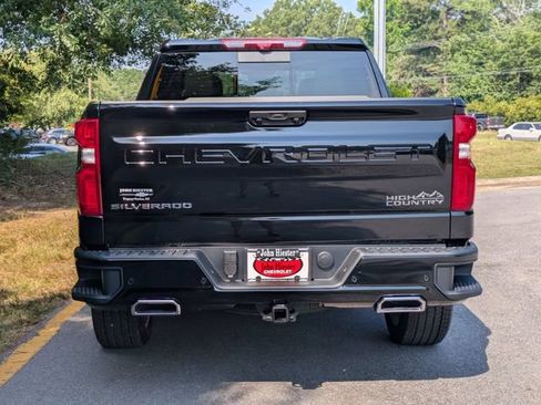 New 2026 Chevrolet Silverado 1500 High Country AWD/4WD image 3