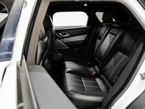Used 2018 Land Rover Range Rover Velar R-Dynamic SE AWD/4WD image 40