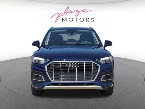 Used 2023 Audi Q5 2.0T Premium Plus w/ Premium Plus Package AWD/4WD image 2