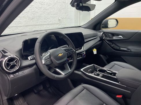 New 2026 Chevrolet Equinox LT w/ Convenience Package II image 15