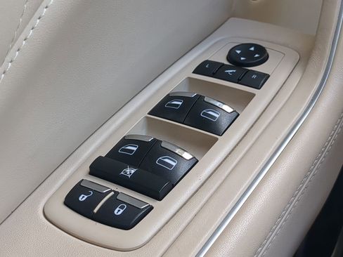 Used 2020 Maserati Levante S GranLusso image 26