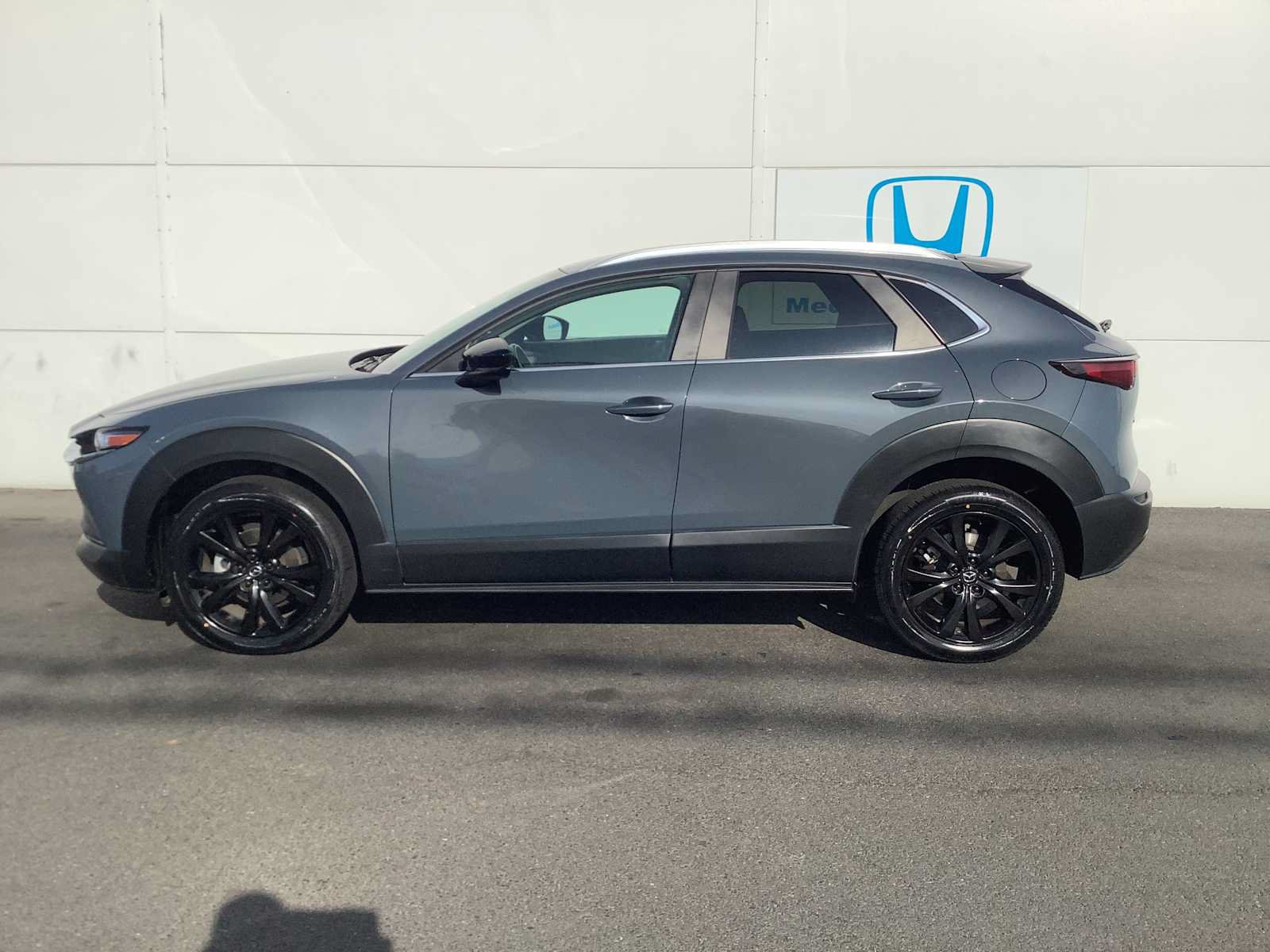 Used 2023 MAZDA CX-30 AWD 2.5 S w/ Preferred Package image 2