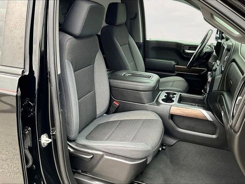 Used 2019 Chevrolet Silverado 1500 RST w/ All-Star Edition image 32