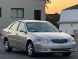 Used 2004 Toyota Camry LE image 3