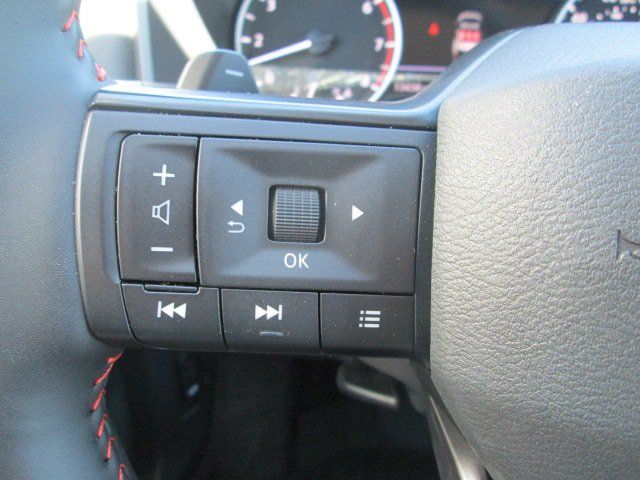 Used 2025 Nissan Rogue SV w/ Rock Creek Premium Package AWD/4WD image 19