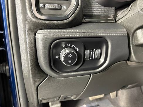 Used 2024 RAM 2500 Limited image 13