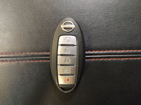 Used 2024 Nissan Altima 2.5 SR FWD image 32