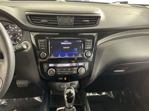 Used 2019 Nissan Rogue Sport SV AWD/4WD image 31