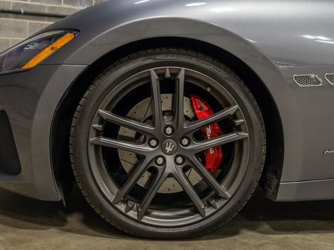 Used 2018 Maserati GranTurismo Sport RWD image 30