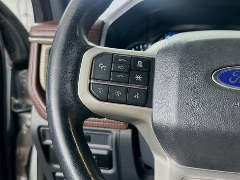 Used 2024 Ford Expedition Limited image 22