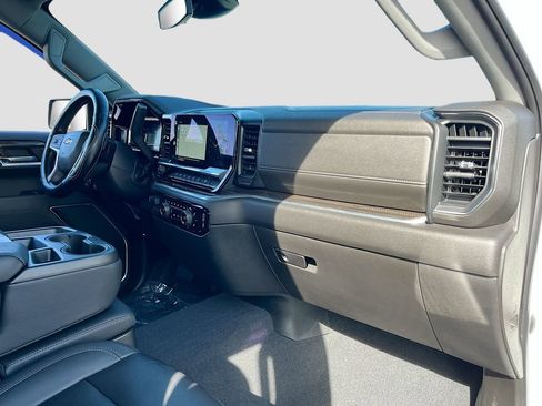 Used 2022 Chevrolet Silverado 1500 LT w/ All Star Edition Plus image 28