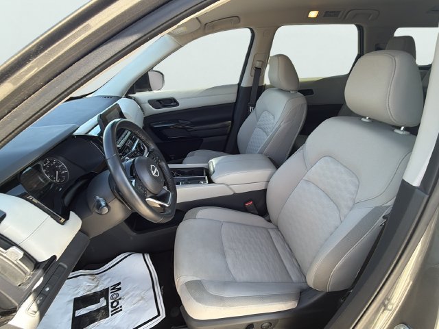 Used 2023 Nissan Pathfinder SV FWD image 20
