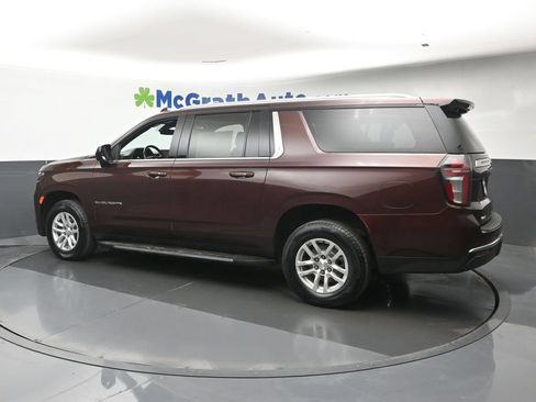 Used 2022 Chevrolet Suburban LT AWD/4WD image 27