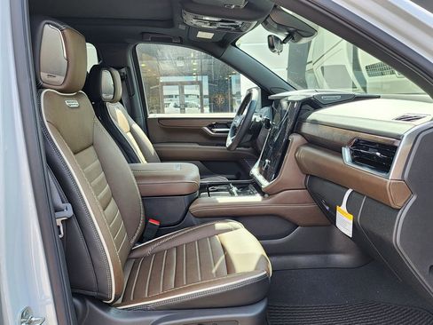 New 2026 GMC Yukon XL Denali Ultimate AWD/4WD image 49