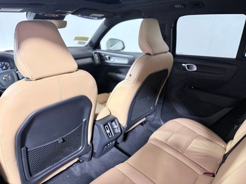 Used 2022 Volvo XC40 T5 Inscription w/ Climate Package AWD/4WD image 22