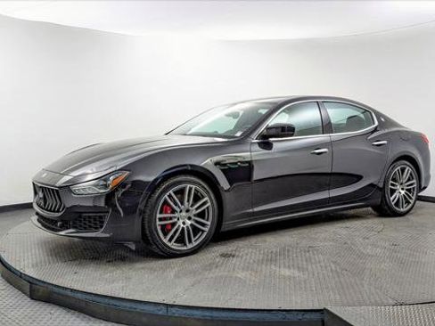 Used 2020 Maserati Ghibli S Q4 image 2