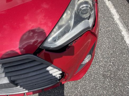 Used 2016 Hyundai Veloster Turbo FWD image 21