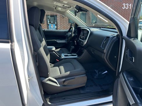 Used 2021 Chevrolet Colorado LT w/ Safety Package image 15