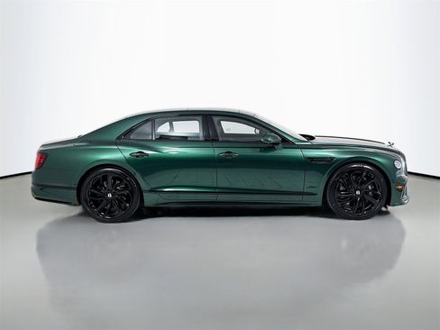 New 2025 Bentley Flying Spur Plug-In Hybrid image 8