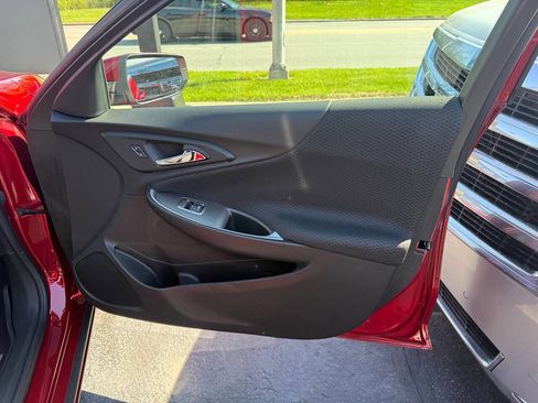 Used 2023 Chevrolet Malibu RS w/ LPO, Floor Liner Package FWD image 23