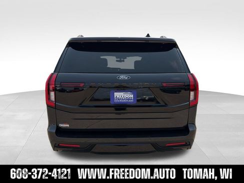 Used 2025 Ford Expedition Tremor AWD/4WD image 6