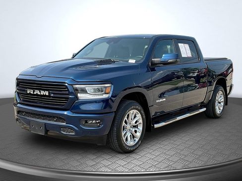 Used 2024 RAM 1500 Laramie AWD/4WD image 3