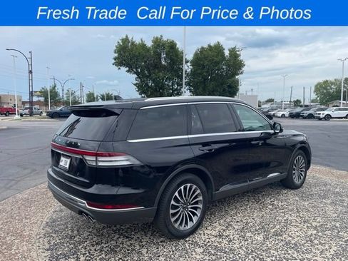 Used 2020 Lincoln Aviator Reserve w/ Elements Package Plus AWD/4WD image 6