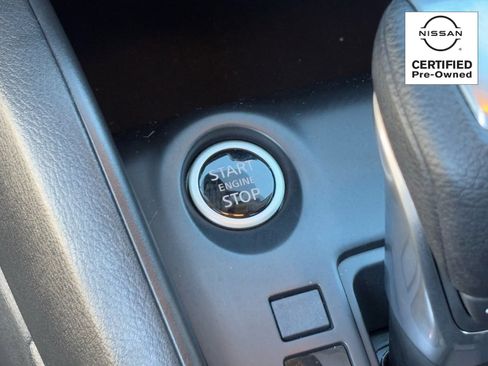 Certified 2025 Nissan Kicks Play S image 25